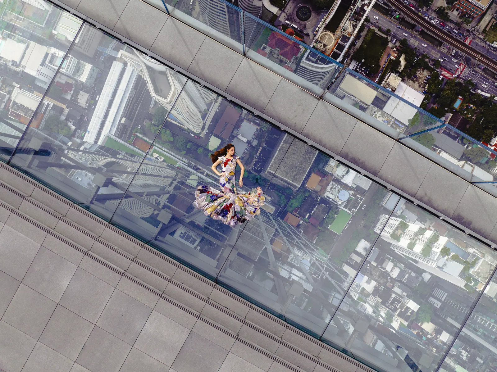 Safar · Skywalk — image 1